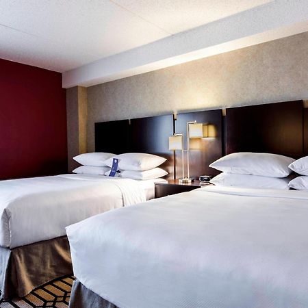 Delta Hotels By Marriott Fargo Exterior foto