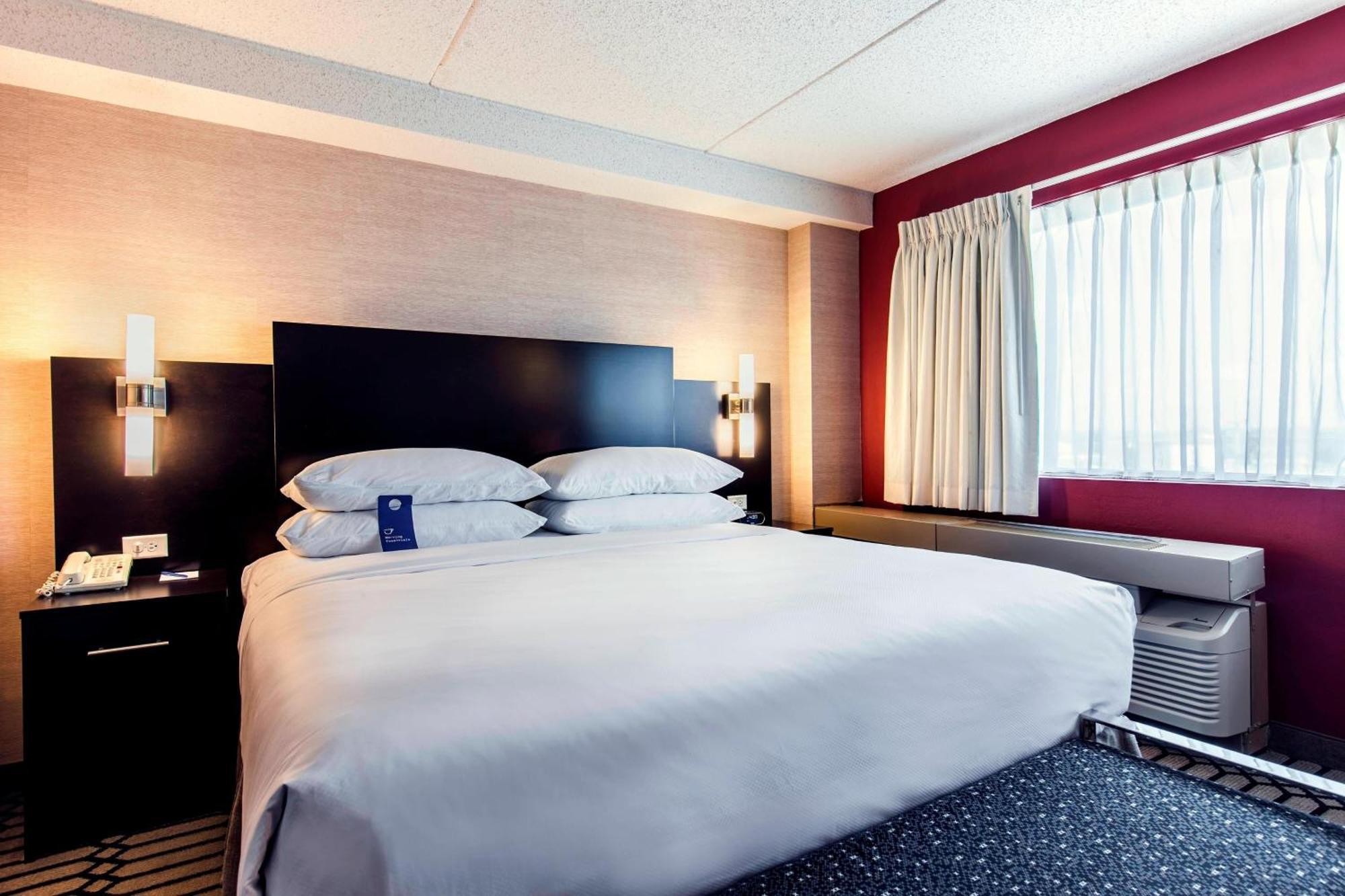 Delta Hotels By Marriott Fargo Exterior foto
